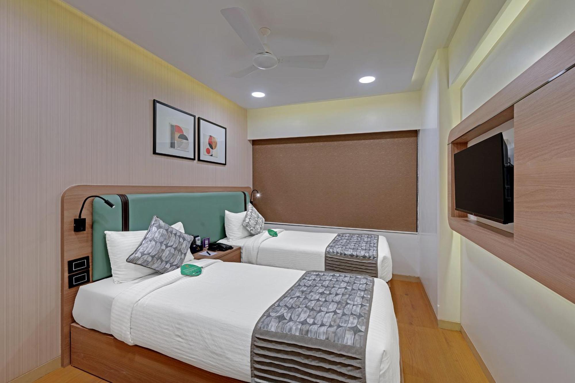 Click Hotels Andheri Midc Mumbai Exterior foto